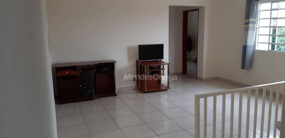 Casa, 4 quartos, 240 m² - Foto 14
