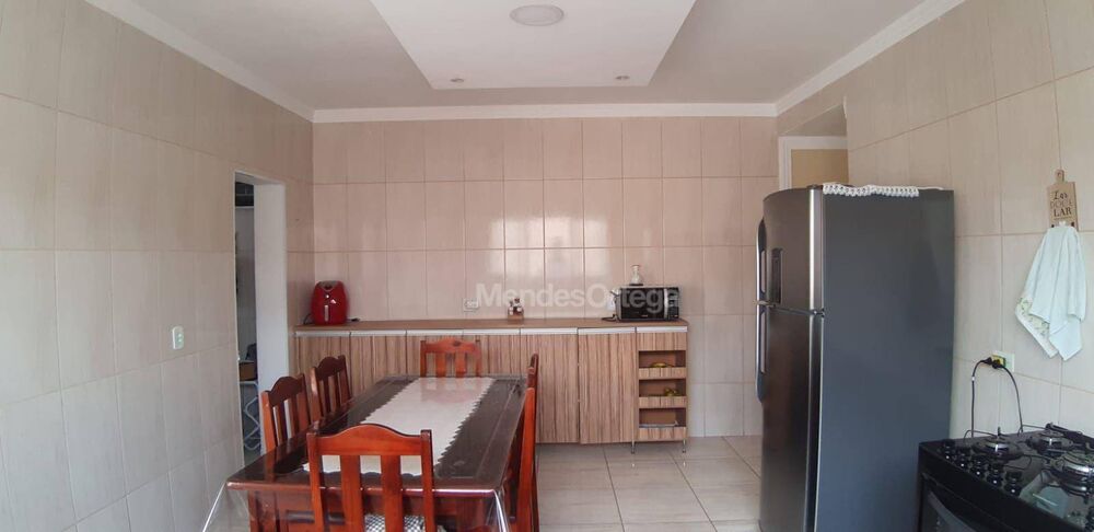 Casa, 4 quartos, 240 m² - Foto 9