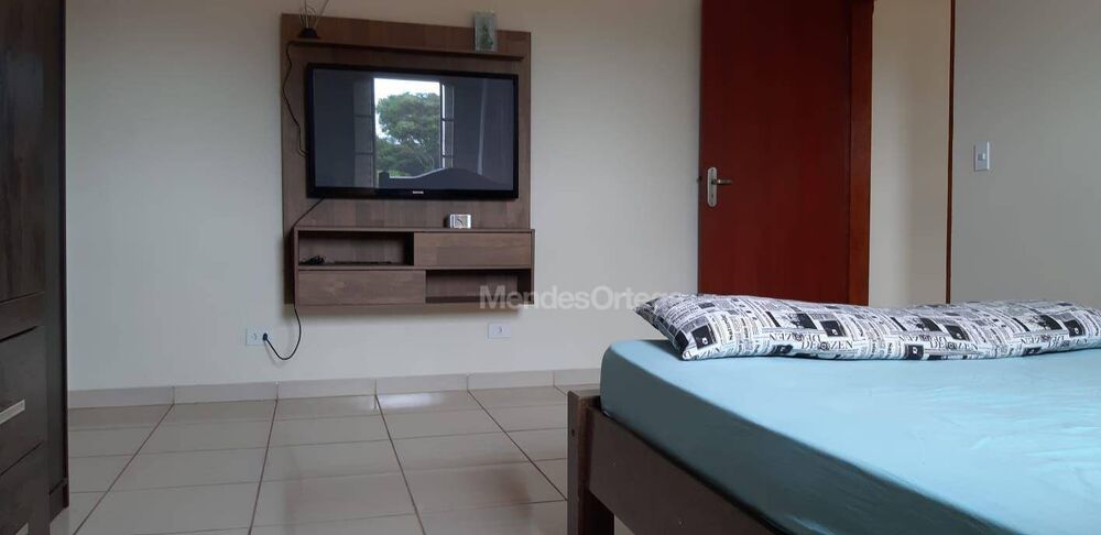 Casa, 4 quartos, 240 m² - Foto 3