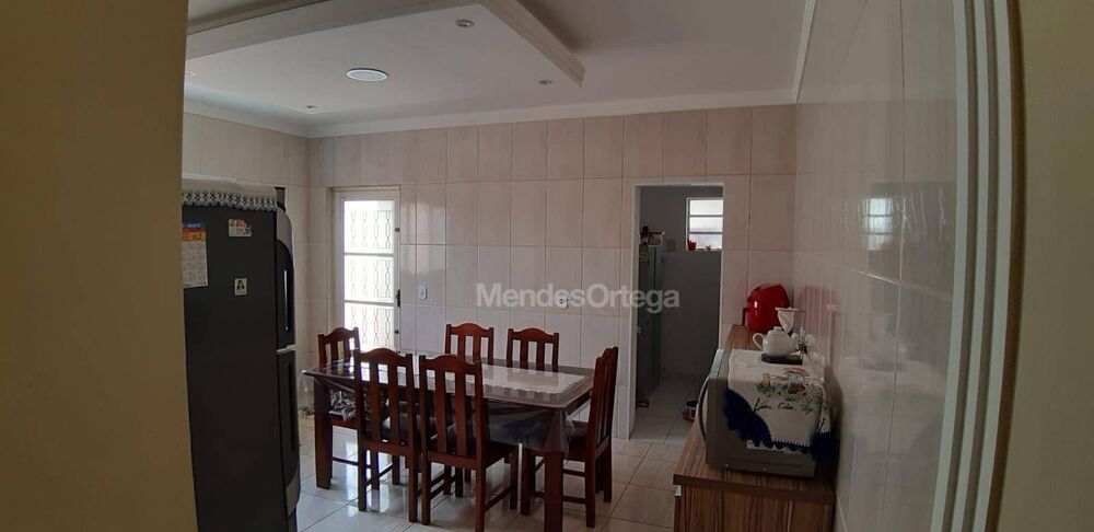 Casa, 4 quartos, 240 m² - Foto 16