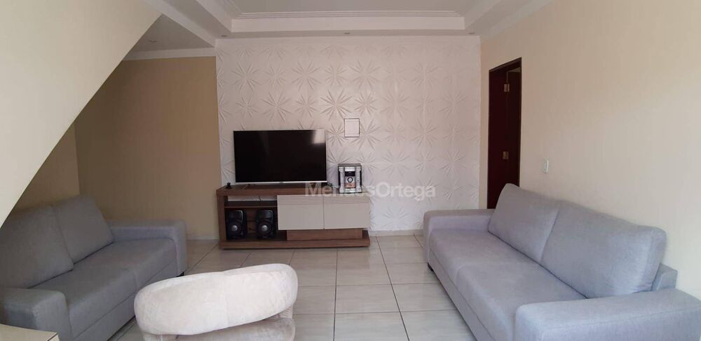 Casa, 4 quartos, 240 m² - Foto 12