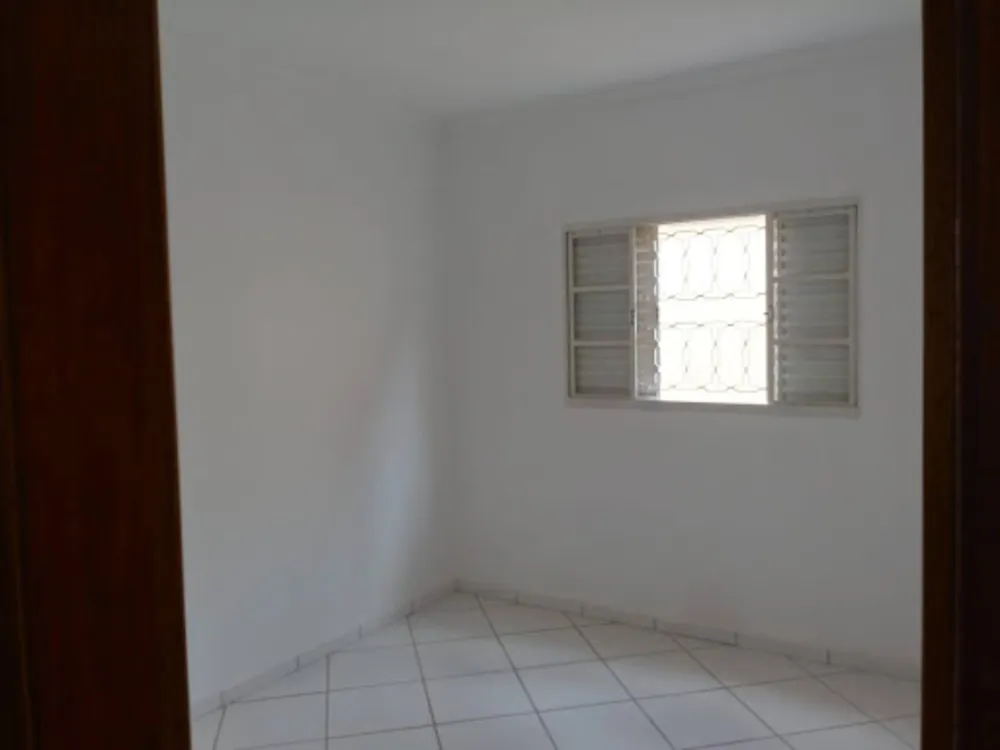 Casa, 4 quartos, 217 m² - Foto 1