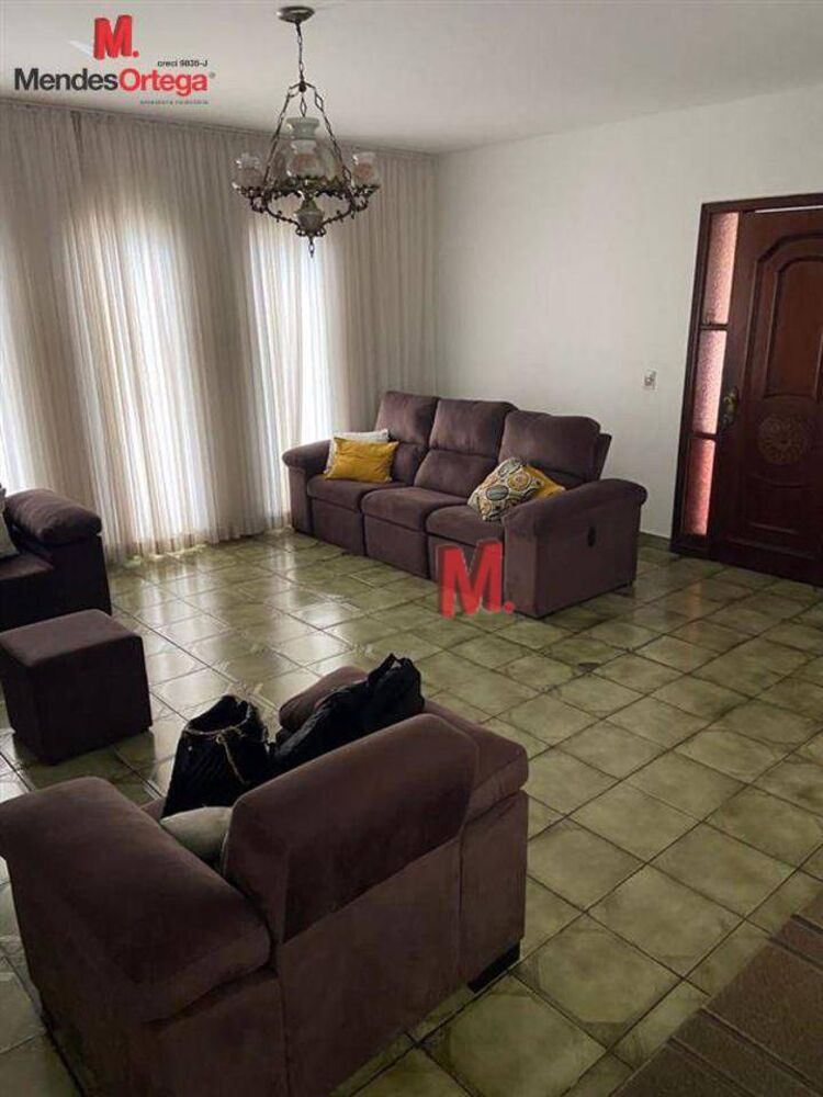 Casa, 3 quartos, 235 m² - Foto 3