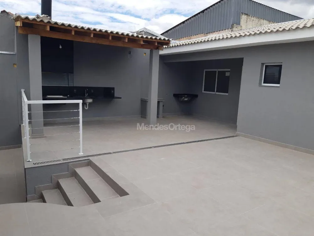Casa, 3 quartos, 207 m² - Foto 15