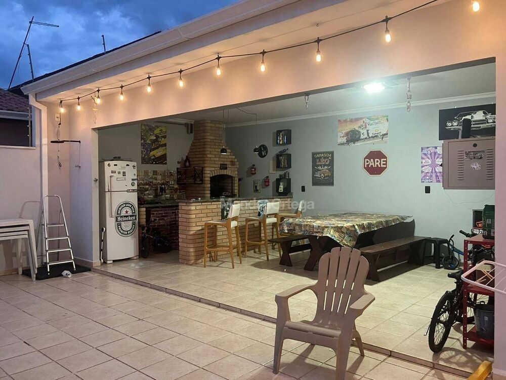 Casa, 3 quartos, 220 m² - Foto 2