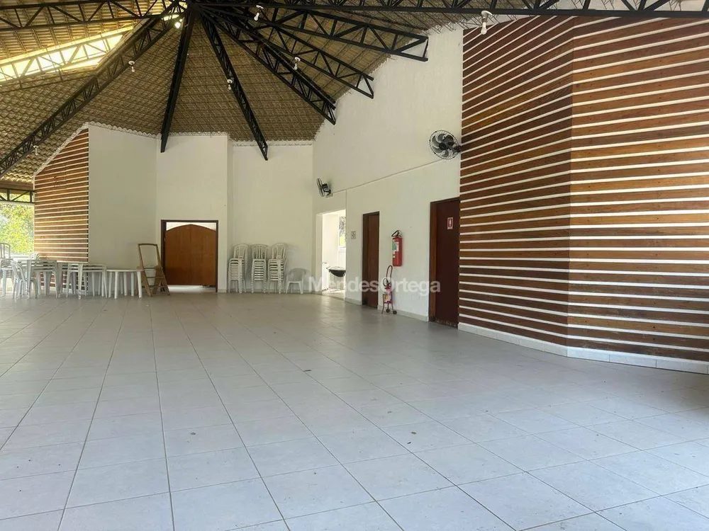 Loteamento e Condomínio, 1000 m² - Foto 1
