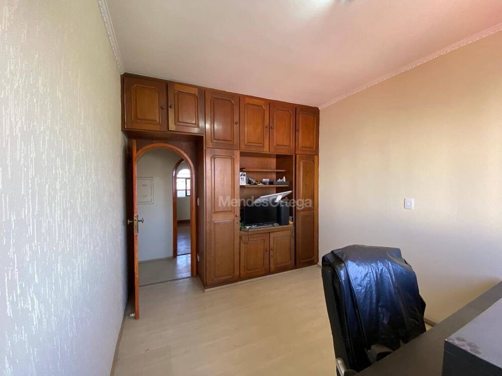 Apartamento, 3 quartos, 249 m² - Foto 2