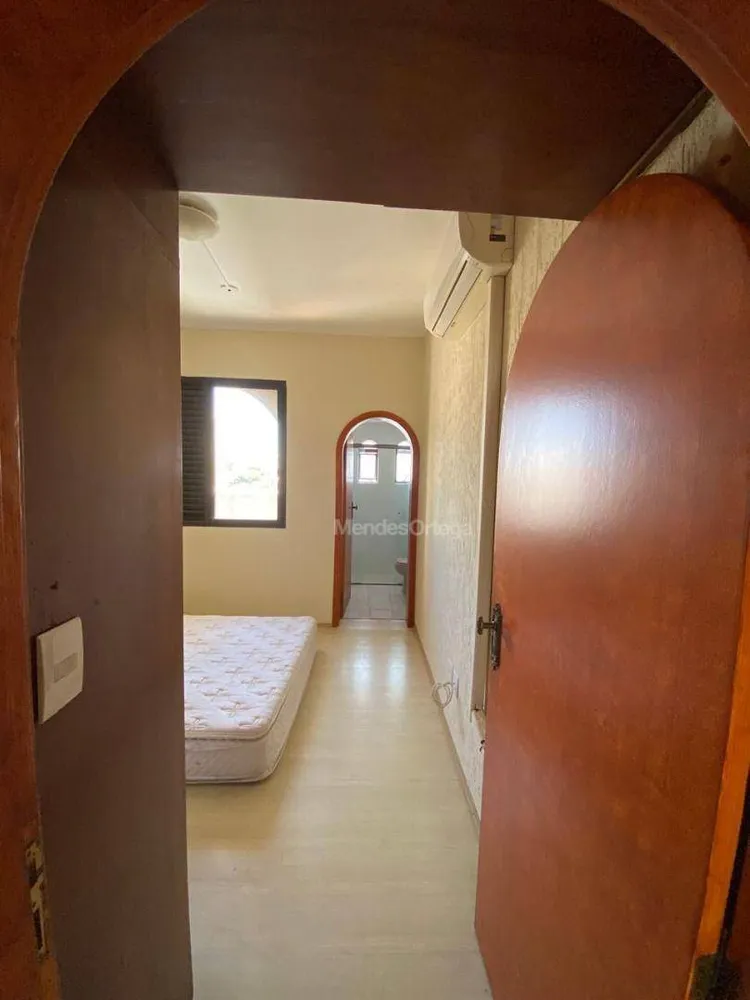 Apartamento, 3 quartos, 249 m² - Foto 11