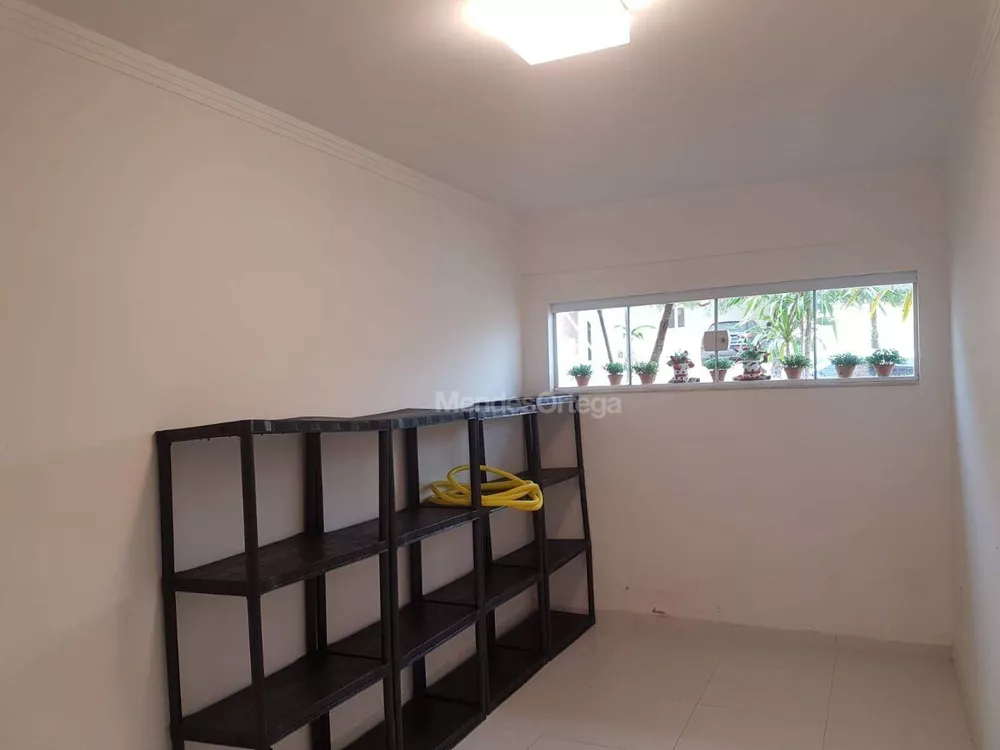 Casa de Condomínio para alugar com 3 quartos, 203m² - Foto 6