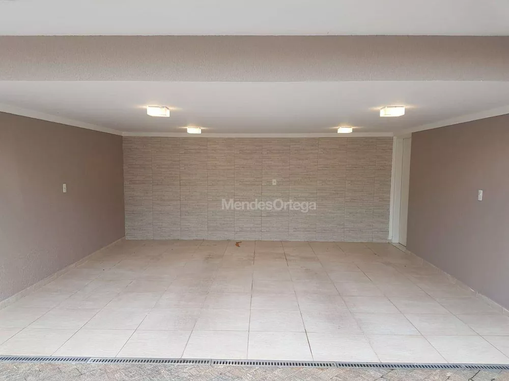 Casa de Condomínio para alugar com 3 quartos, 203m² - Foto 5