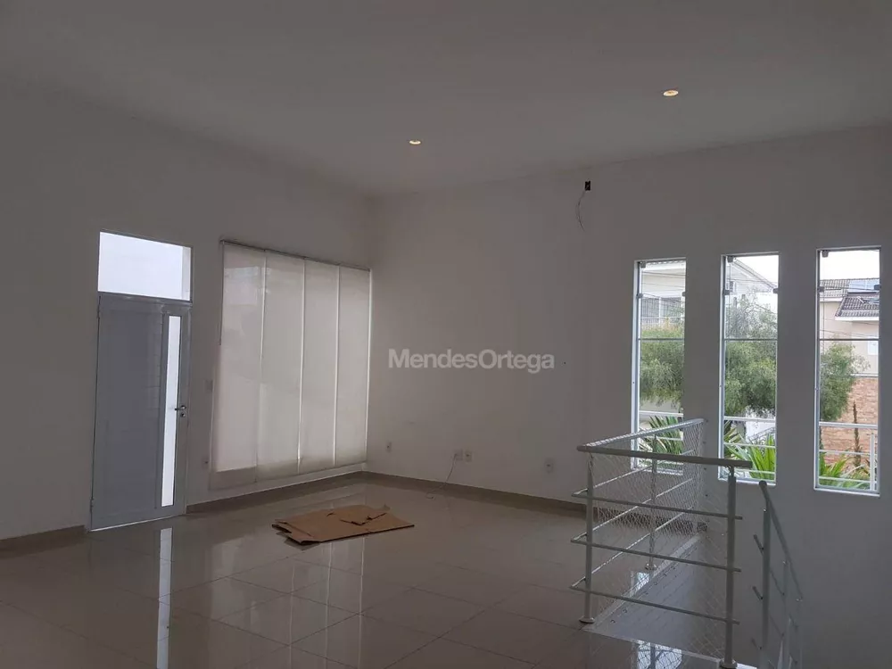 Casa de Condomínio para alugar com 3 quartos, 203m² - Foto 8