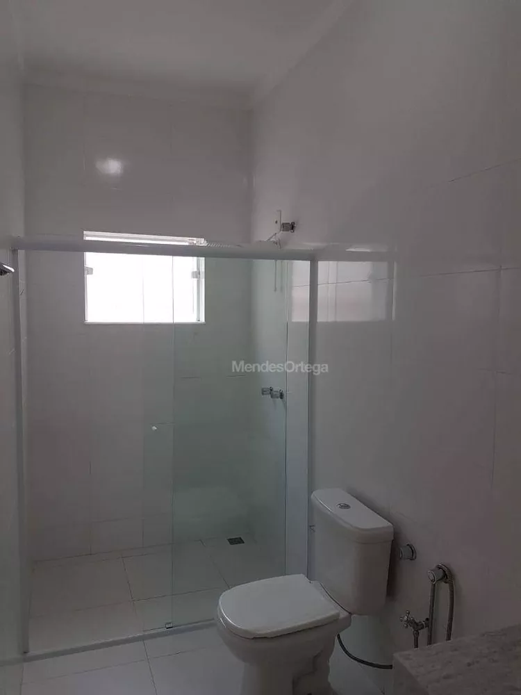 Casa de Condomínio para alugar com 3 quartos, 203m² - Foto 19