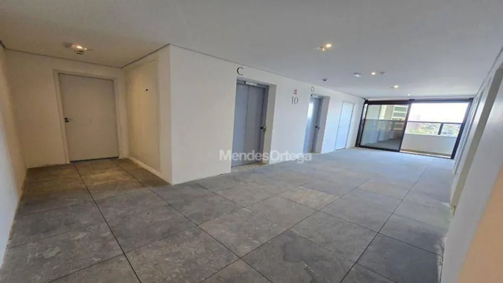 Sala-Conjunto, 900 m² - Foto 1