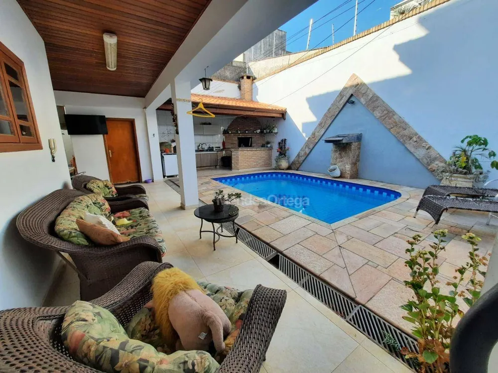 Casa, 3 quartos, 260 m² - Foto 13