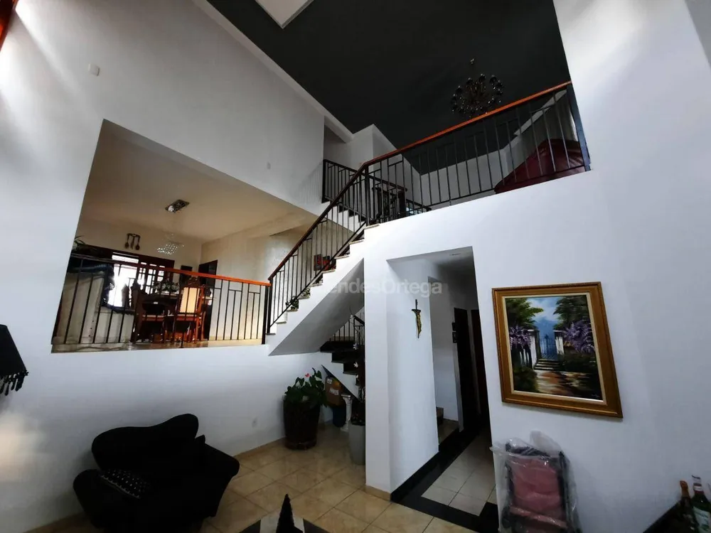 Casa, 3 quartos, 260 m² - Foto 4