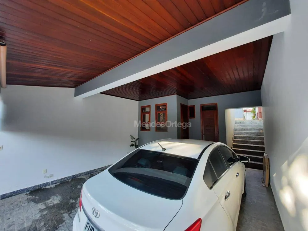 Casa, 3 quartos, 260 m² - Foto 2
