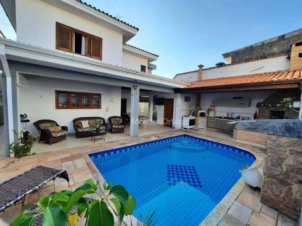 Casa, 3 quartos, 260 m² - Foto 3