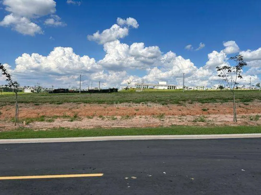 Loteamento e Condomínio, 300 m² - Foto 1