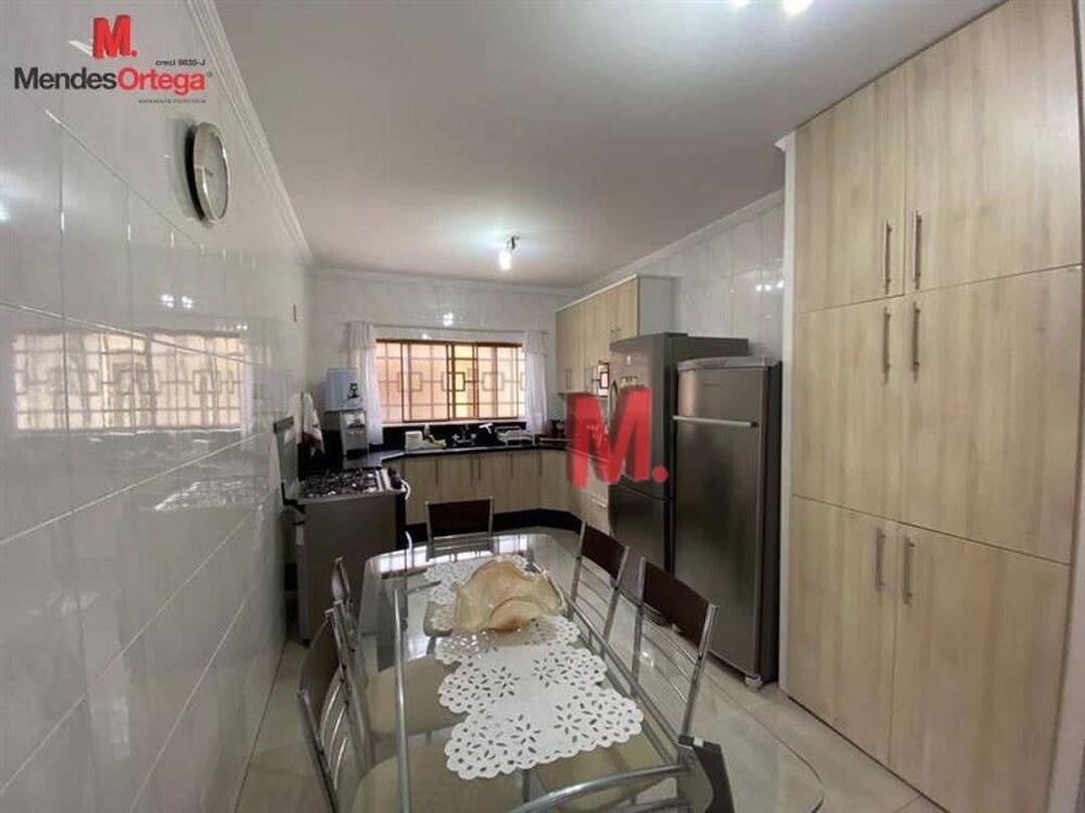 Casa, 3 quartos, 273 m² - Foto 3