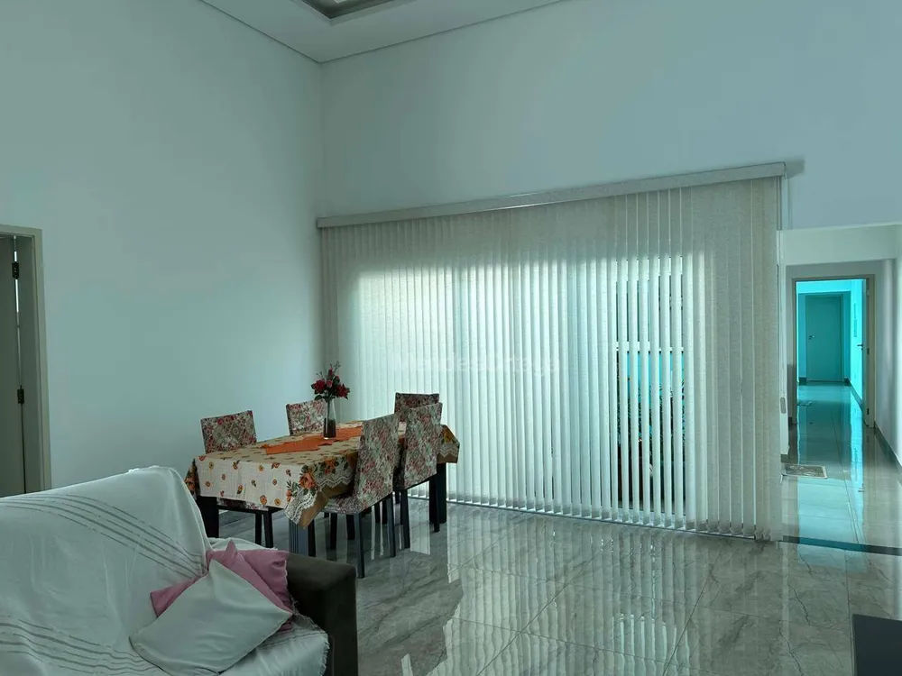 Casa, 3 quartos, 224 m² - Foto 4