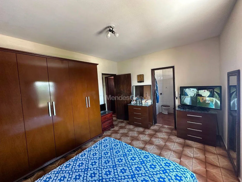 Casa, 3 quartos, 262 m² - Foto 4