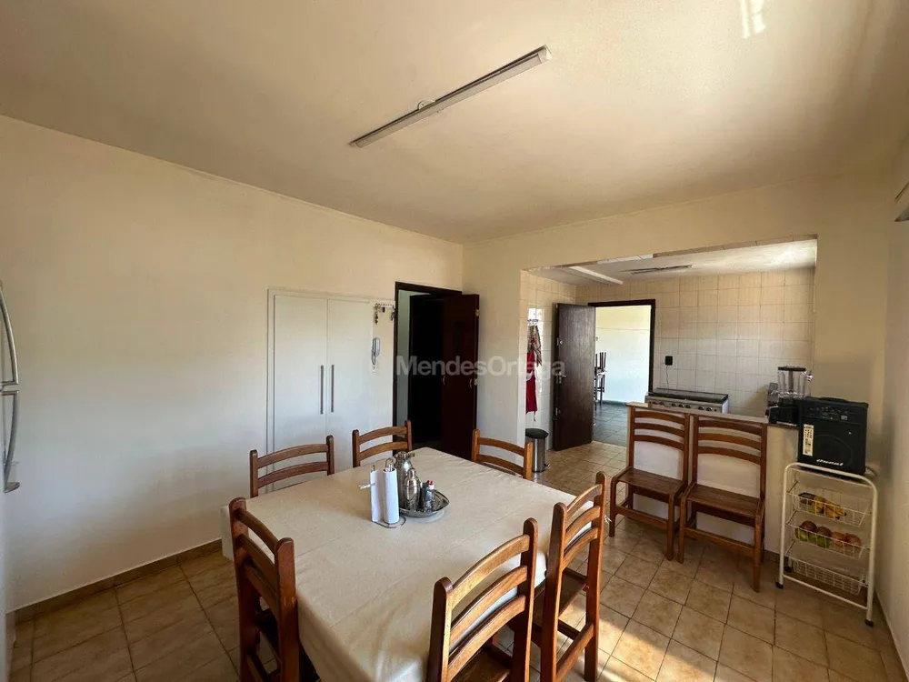Casa, 3 quartos, 262 m² - Foto 3