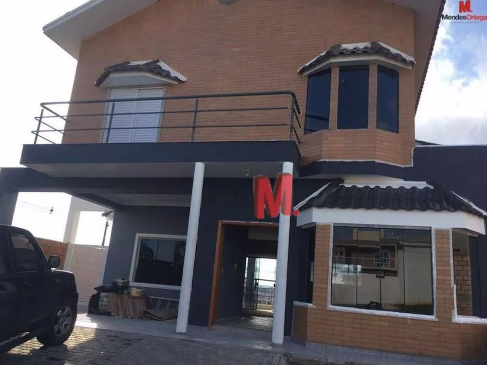 Casa de Condomínio à venda com 3 quartos, 296m² - Foto 3