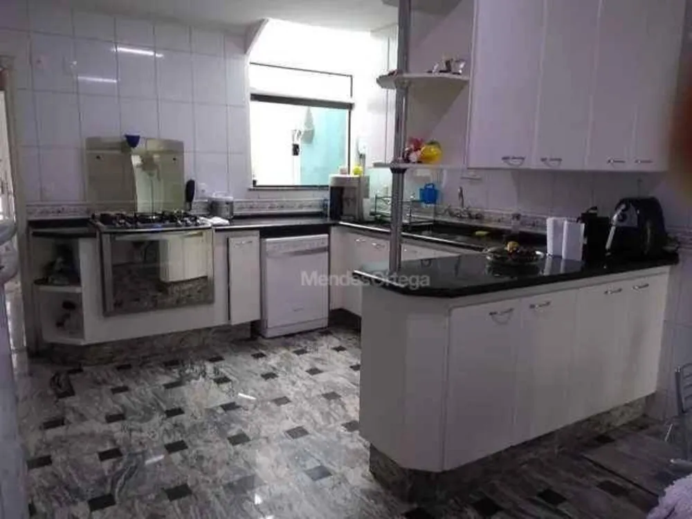 Casa, 4 quartos, 340 m² - Foto 3
