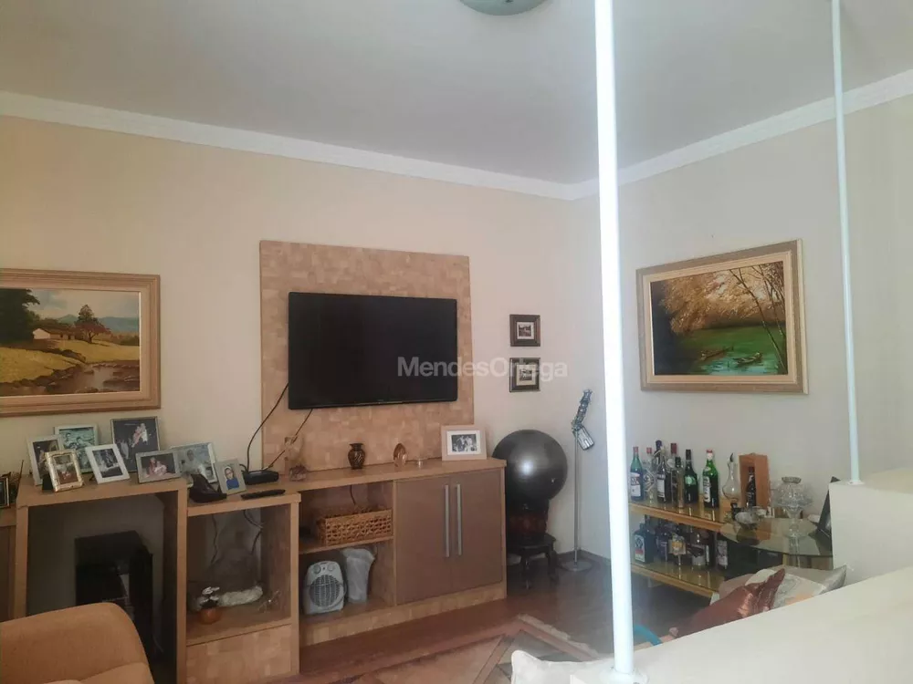 Apartamento à venda com 3 quartos, 97m² - Foto 2