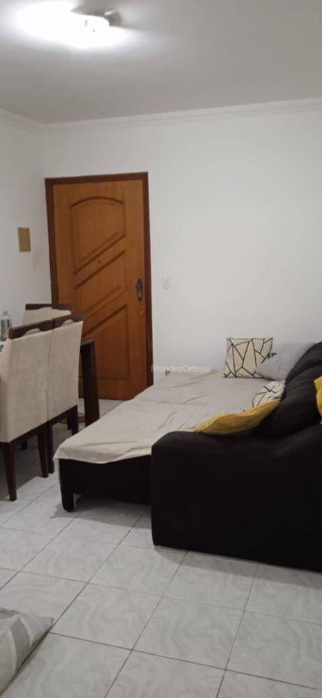 Apartamento à venda com 2 quartos, 65m² - Foto 1