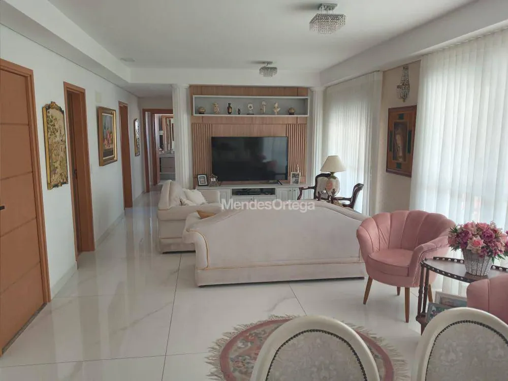 Apartamento, 3 quartos, 166 m² - Foto 2
