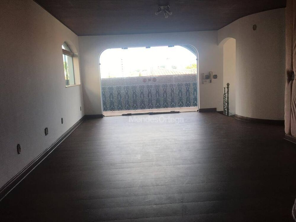 Casa, 3 quartos, 400 m² - Foto 1