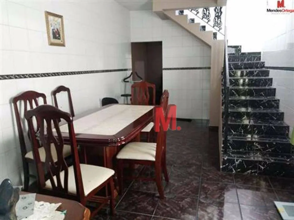 Casa, 3 quartos, 193 m² - Foto 3