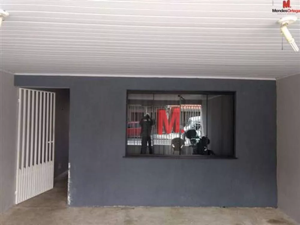 Casa à venda com 3 quartos, 193m² - Foto 1