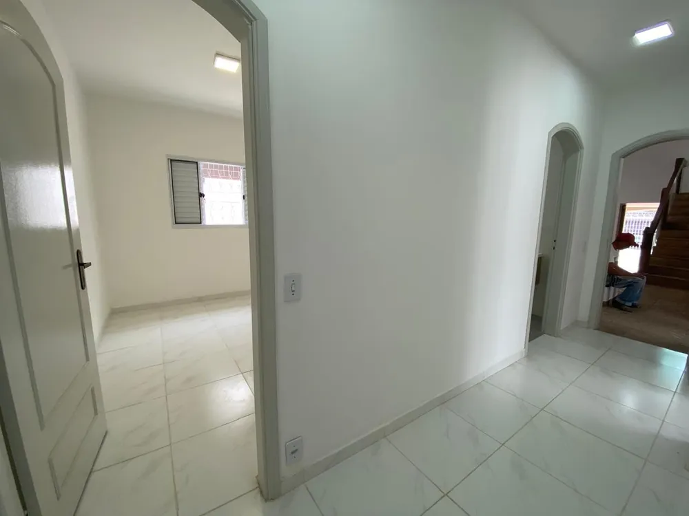 Casa, 3 quartos, 219 m² - Foto 15
