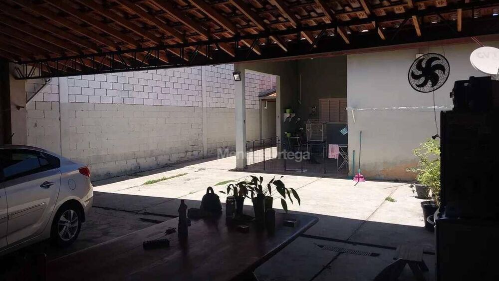 Casa, 2 quartos, 230 m² - Foto 2