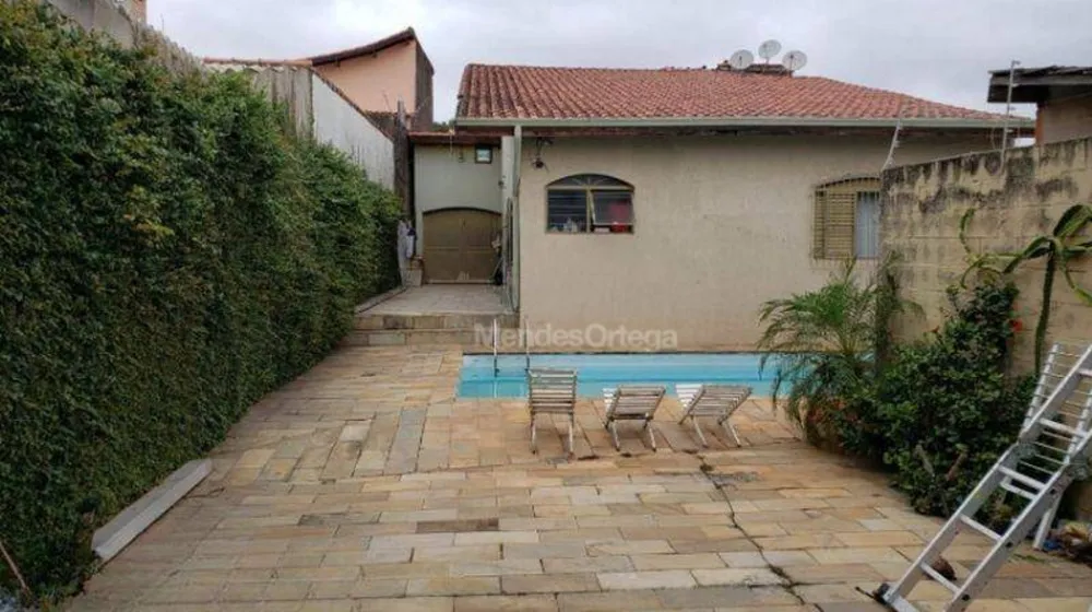 Casa, 3 quartos, 256 m² - Foto 10