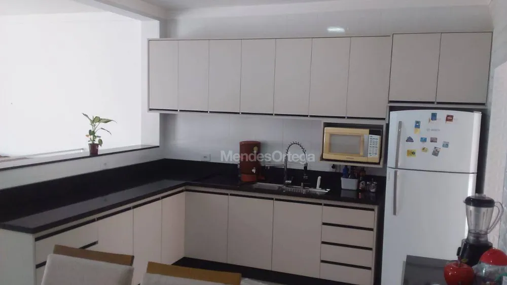 Casa, 2 quartos, 242 m² - Foto 12