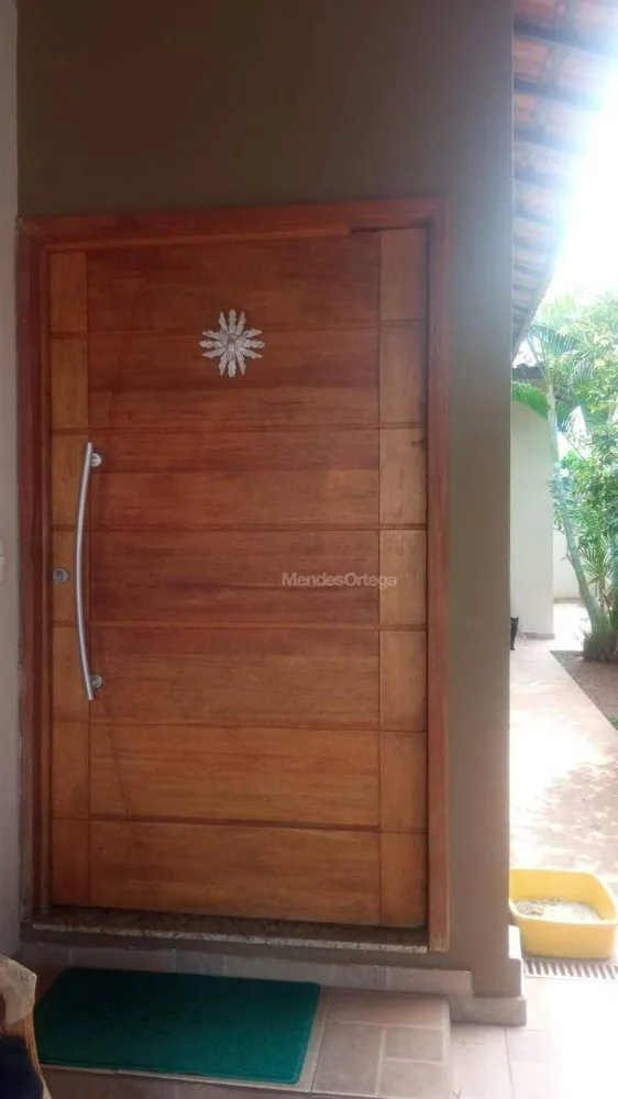 Casa, 4 quartos, 260 m² - Foto 2