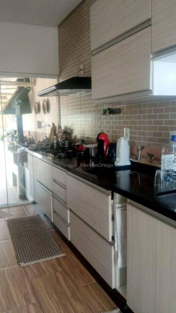 Casa, 4 quartos, 260 m² - Foto 4