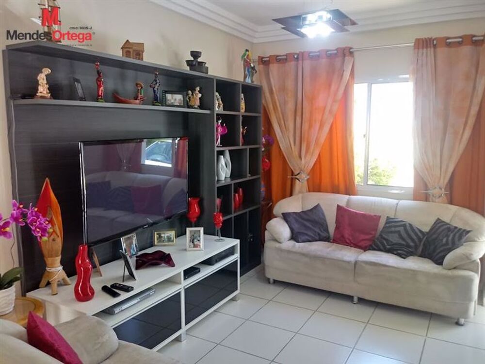 Casa de Condomínio à venda com 3 quartos, 160m² - Foto 2