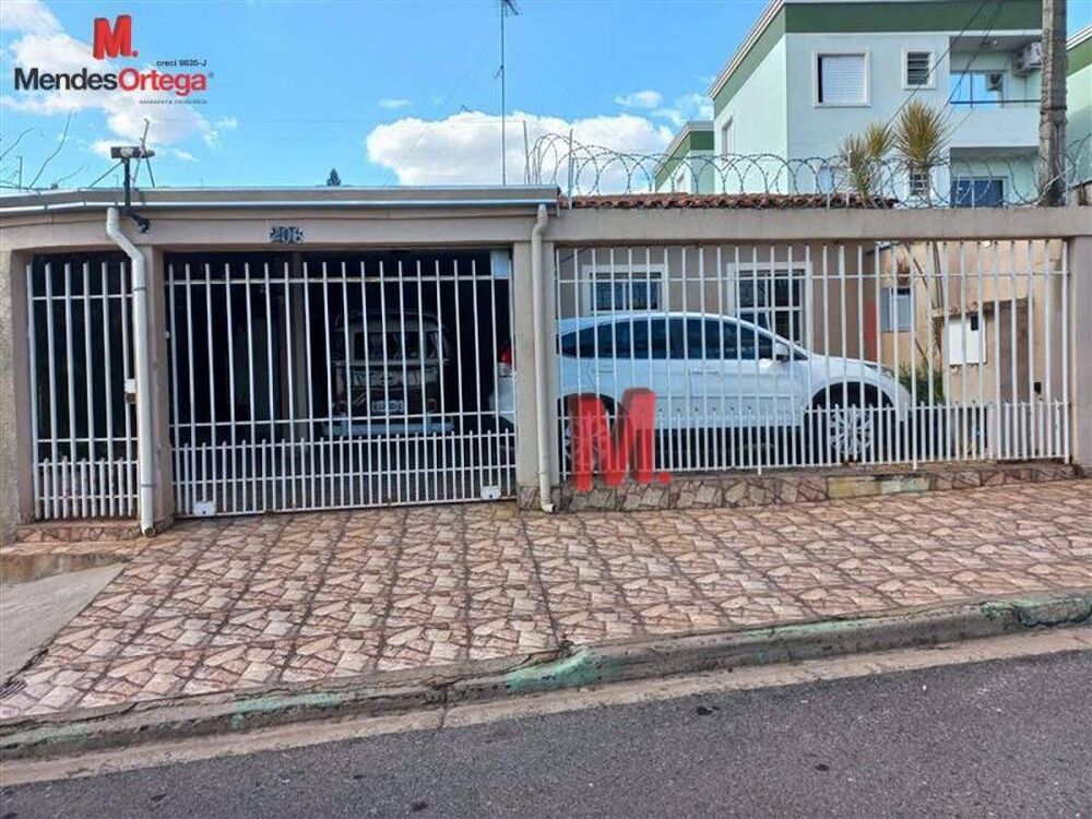 Casa, 3 quartos, 227 m² - Foto 2