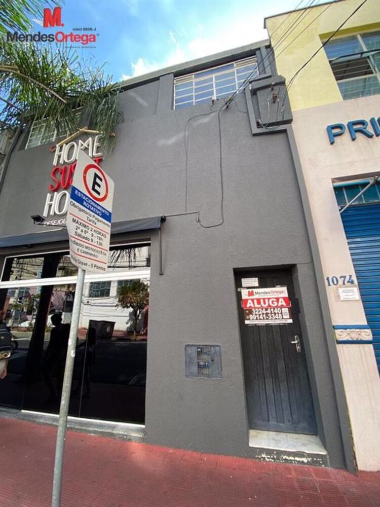 Casa para alugar com 3 quartos, 130m² - Foto 1