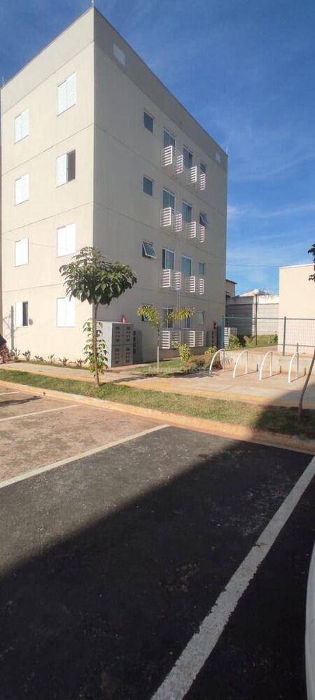 Apartamento para alugar com 2 quartos, 42m² - Foto 3
