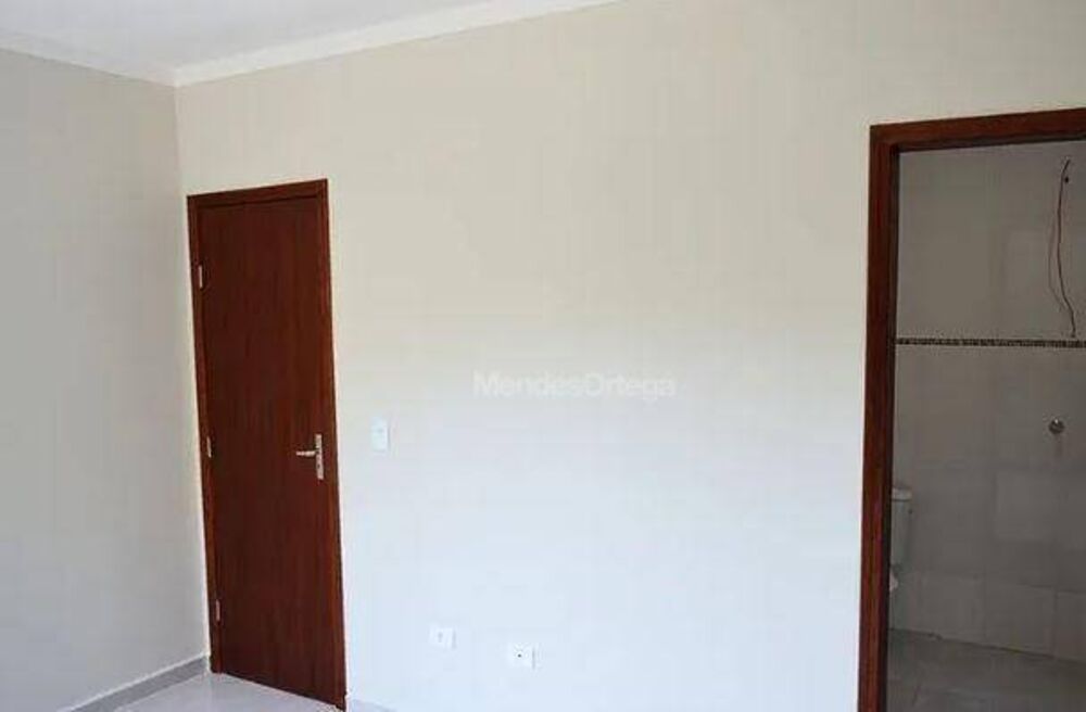 Casa à venda com 2 quartos, 90m² - Foto 8