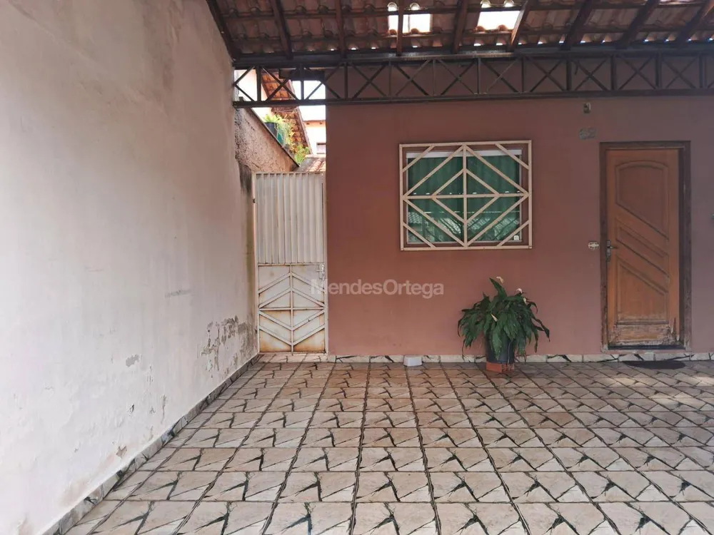 Casa, 3 quartos, 175 m² - Foto 2