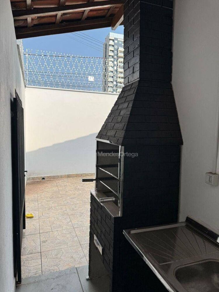 Casa, 3 quartos, 276 m² - Foto 1