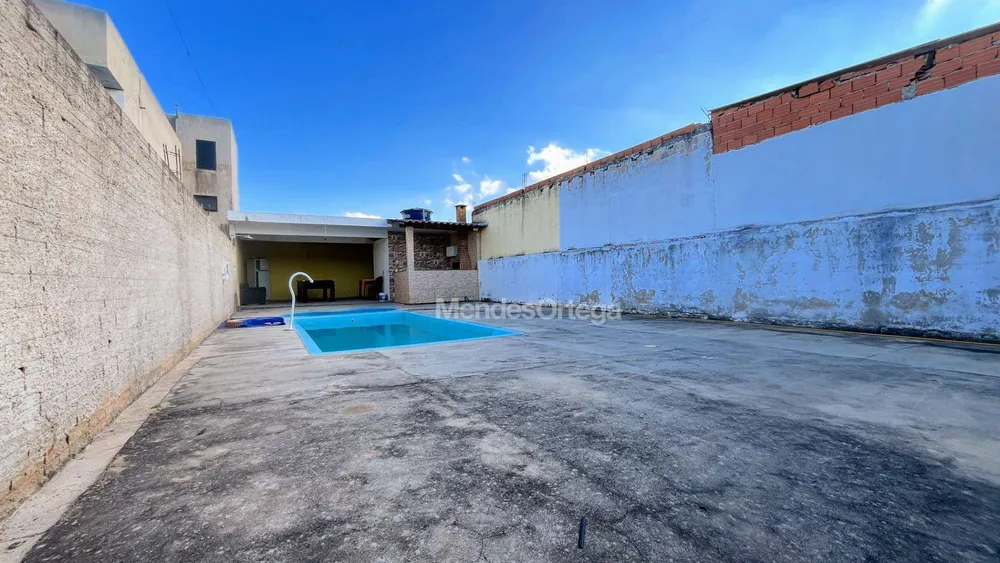 Casa, 1 quarto, 70 m² - Foto 1