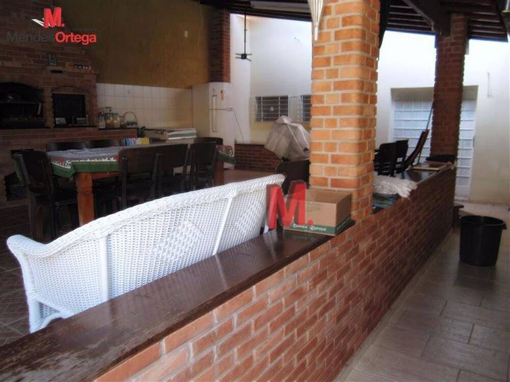Casa à venda com 2 quartos, 300m² - Foto 23