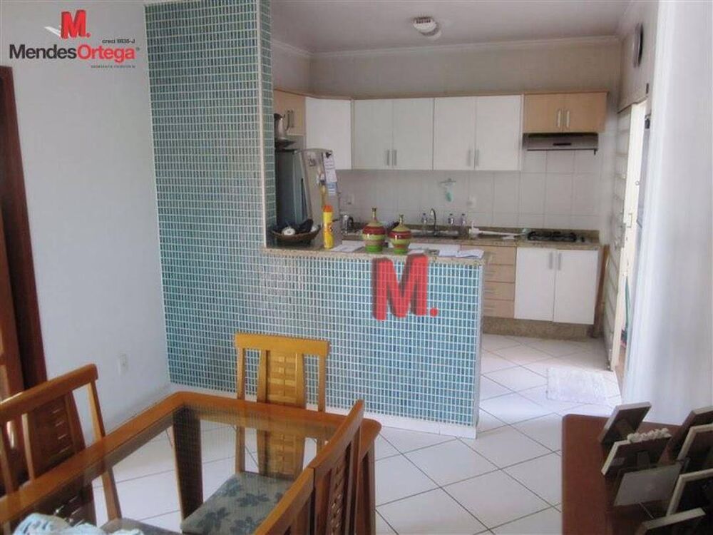 Casa à venda com 2 quartos, 300m² - Foto 11